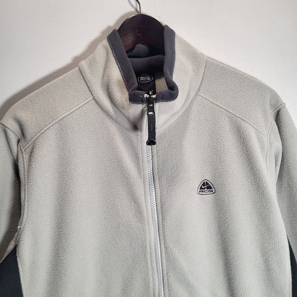 👕🌶 Vintage Y2K Nike ACG Therma-Fit Fleeced Full Zip Jacket - Picture 2 of 12